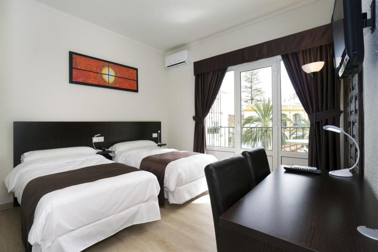 Hotel El Pozo Torremolinos Ngoại thất bức ảnh