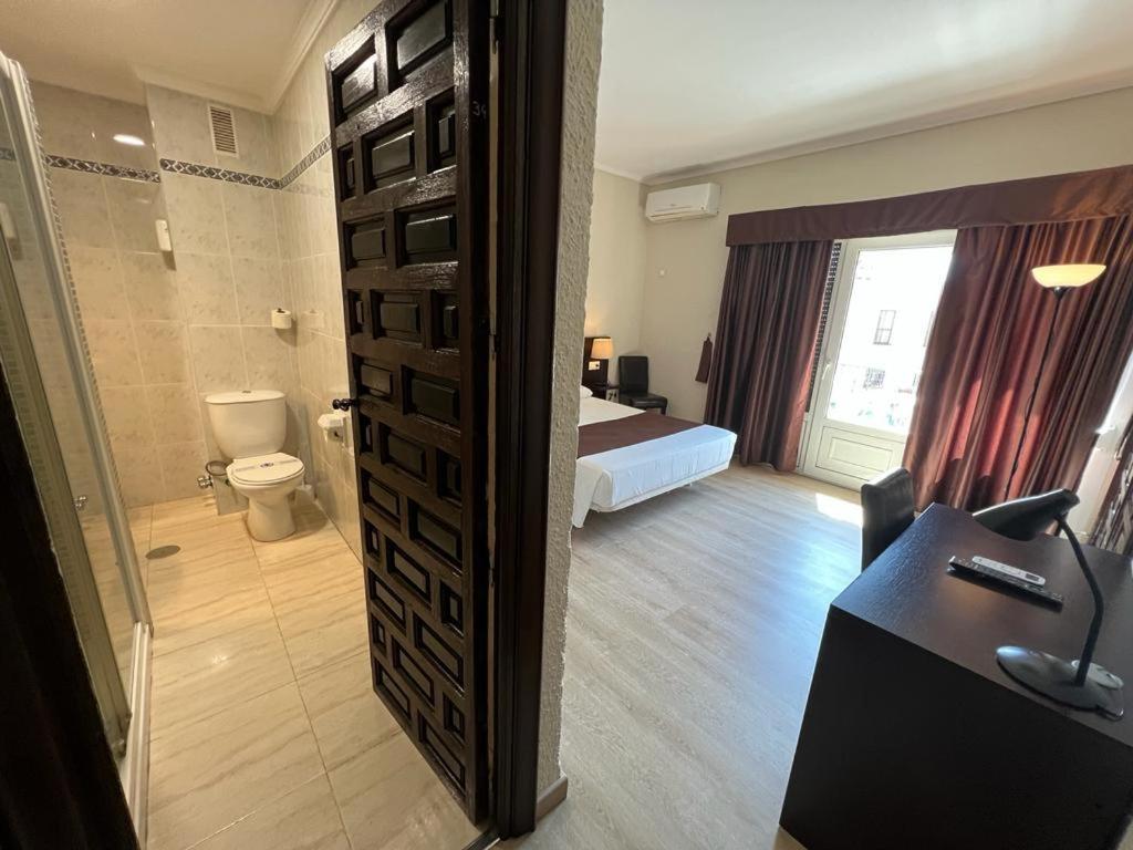 Hotel El Pozo Torremolinos Ngoại thất bức ảnh